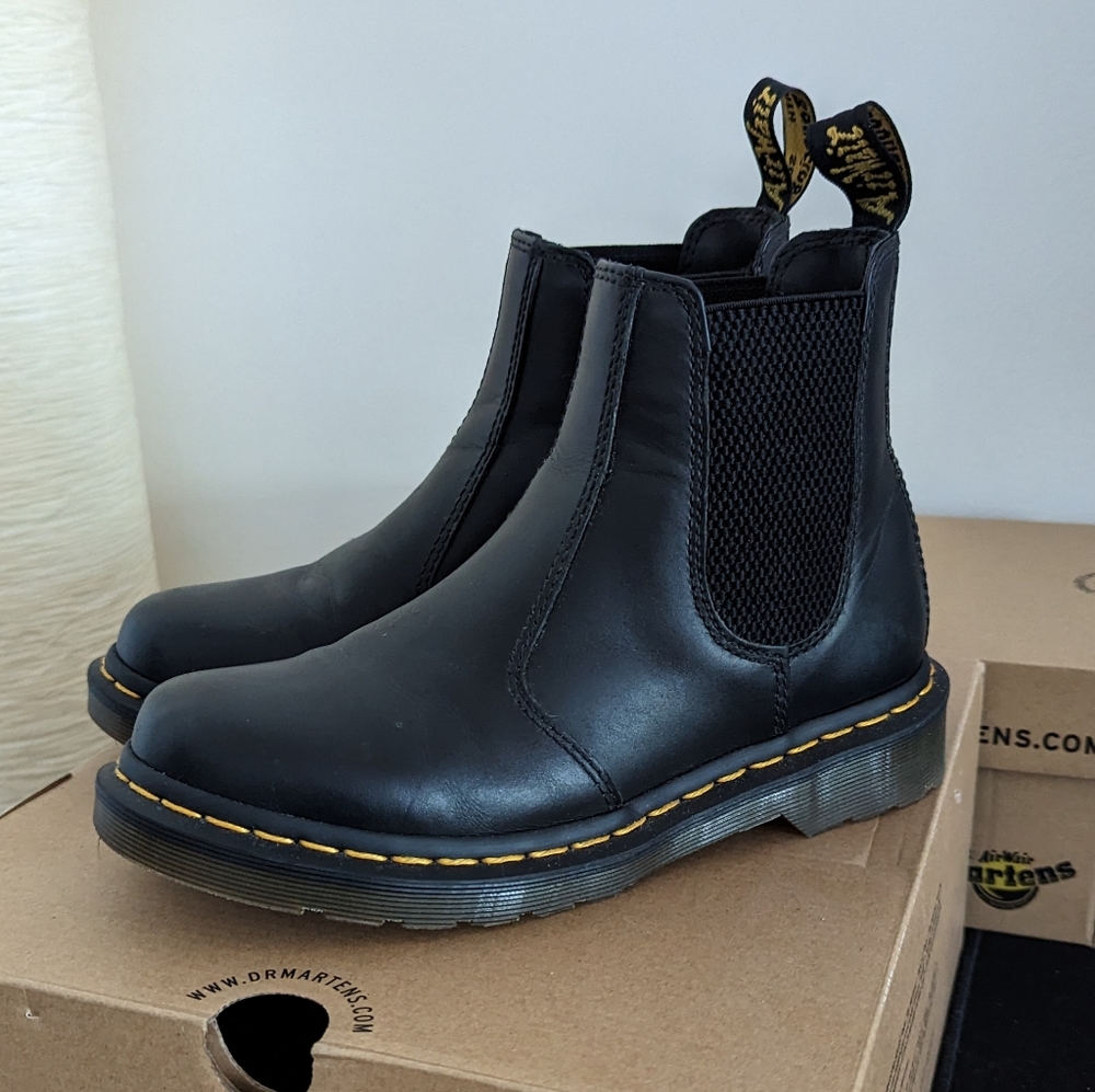 Dr. Martenz 2976 Chelsea Boot - Wanama Leather